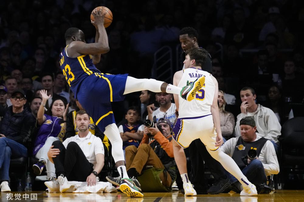 队强有力的 队强有力的