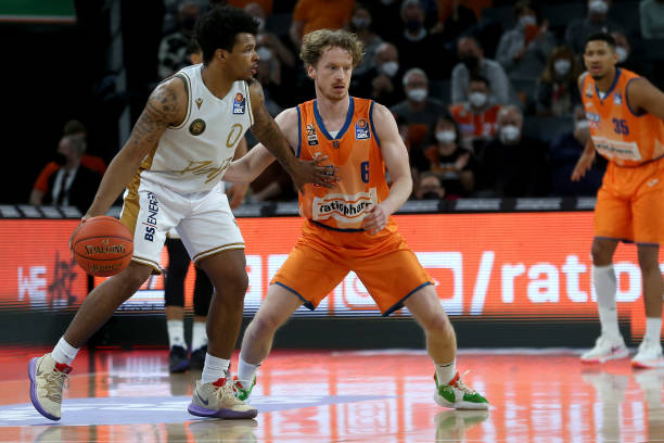 强烈的团队 强烈的团队