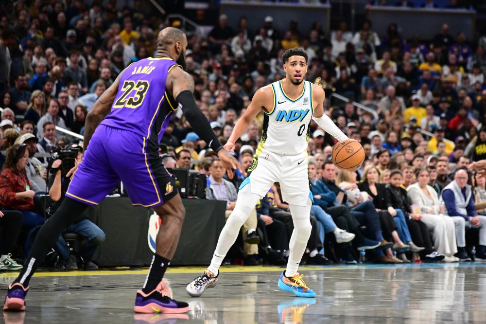 馆并盛赞 馆并盛赞