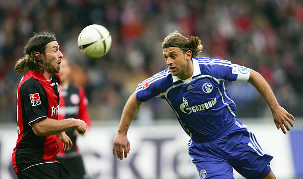 了足球的魅 了足球的魅